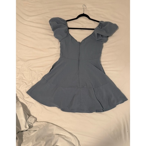 Blue Dress - Picture 4 of 4